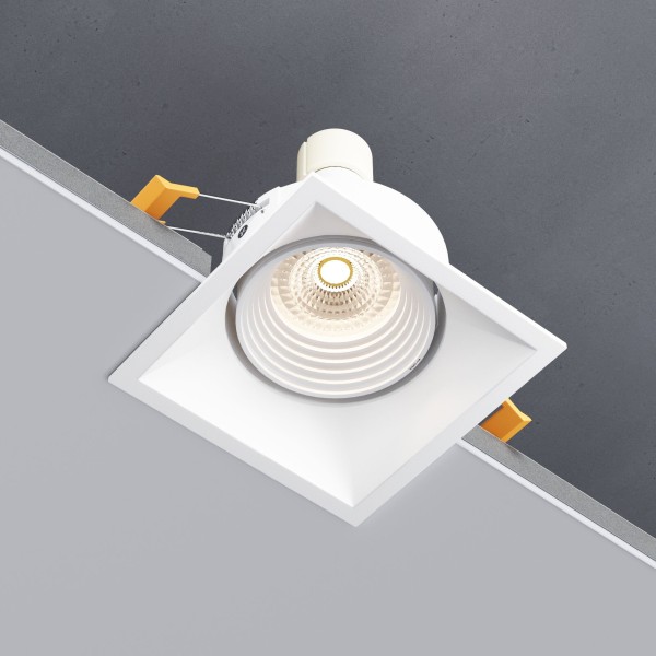 Светильник встраиваемый Punto белый 25017/01